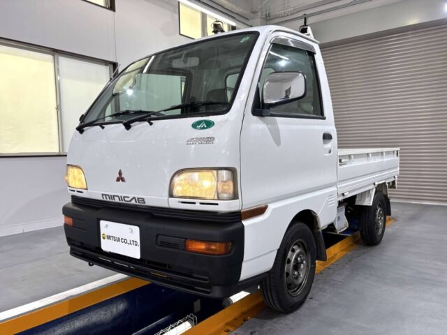 1999 MITSUBISHI MINICAB TRUCK