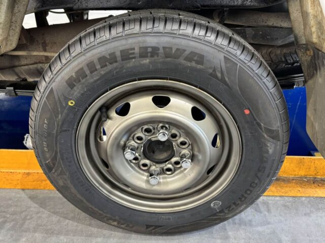 1999 MITSUBISHI MINICAB TRUCK