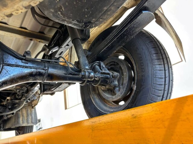 1999 MITSUBISHI MINICAB TRUCK