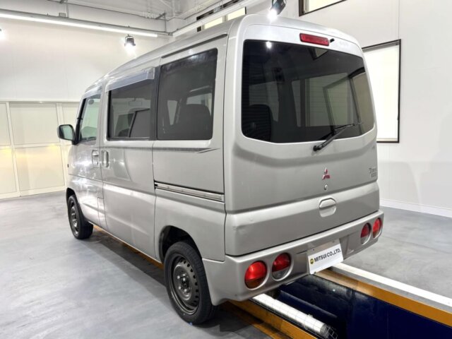 2000 MITSUBISHI TOWN BOX