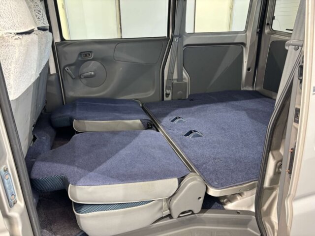 2000 MITSUBISHI TOWN BOX