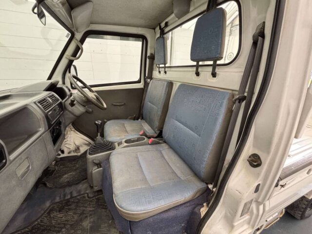 2000 MITSUBISHI MINICAB TRUCK