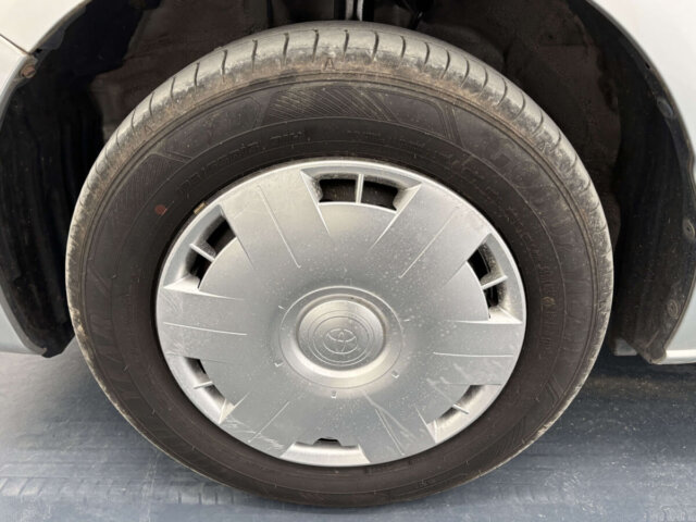 2001 TOYOTA NOAH