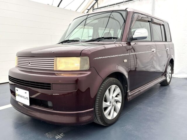 2001 TOYOTA bB
