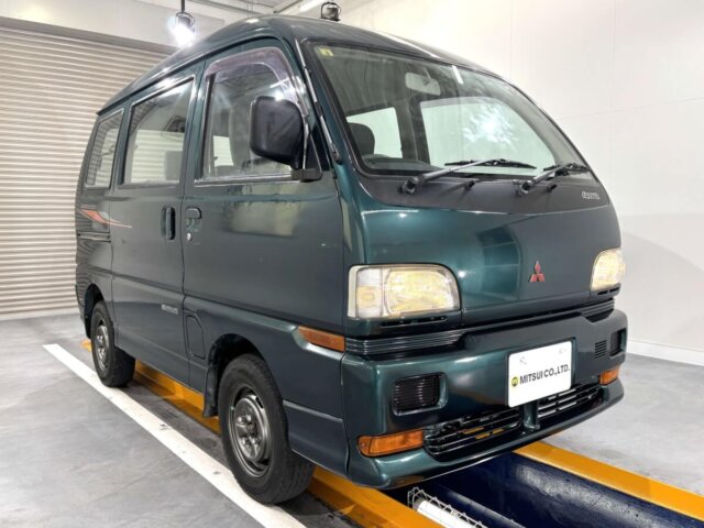 1995 MITSUBISHI BRAVO
