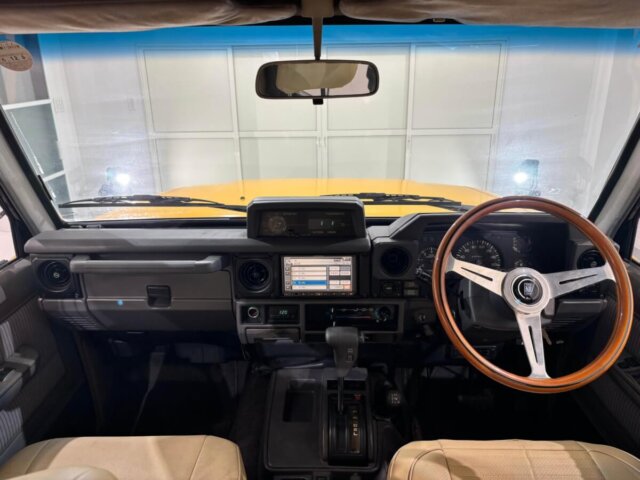 1991 TOYOTA LAND CRUISER PRADO
