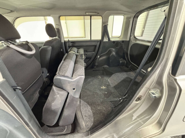 2001 TOYOTA bB