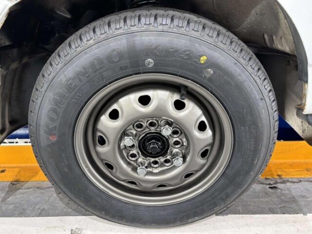 1998 MITSUBISHI MINICAB TRUCK