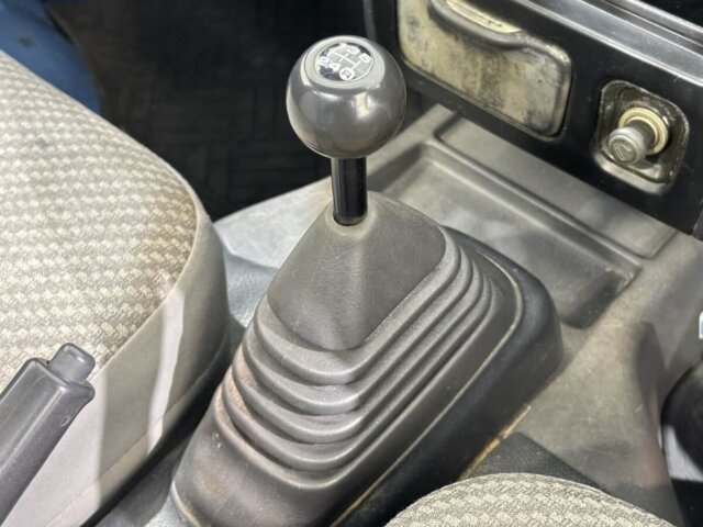 2000 DAIHATSU HIJET TRUCK