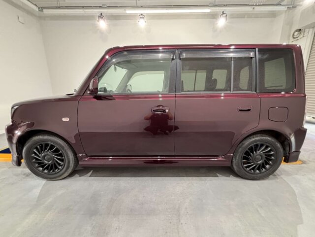 2001 TOYOTA bB