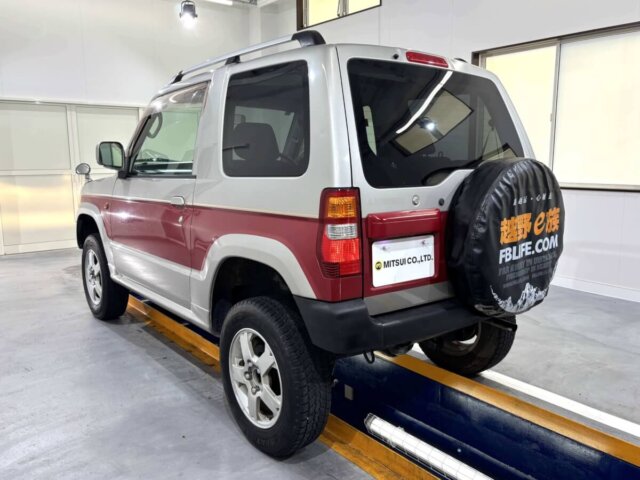 2001 MITSUBISHI PAJERO MINI