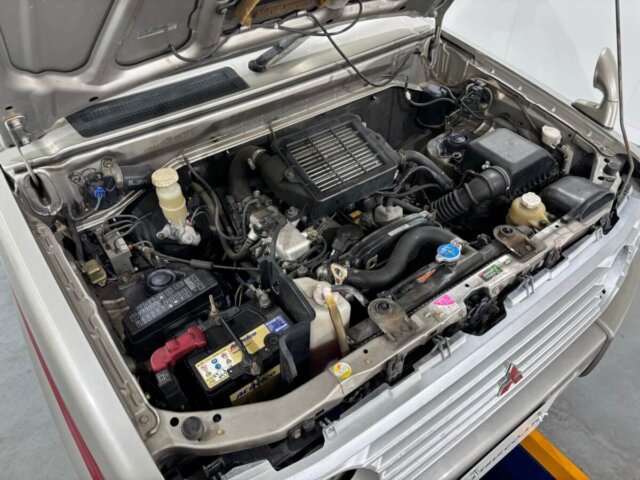2001 MITSUBISHI PAJERO MINI