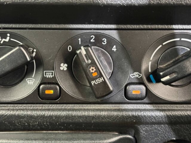 2001 MITSUBISHI PAJERO MINI