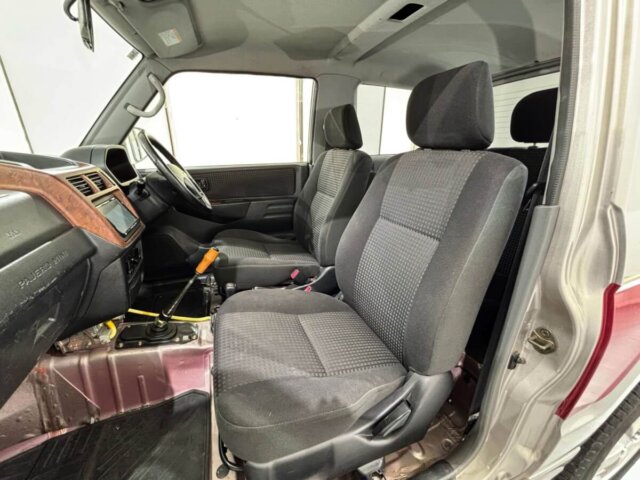 2001 MITSUBISHI PAJERO MINI