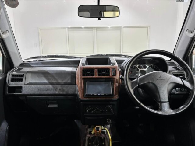 2001 MITSUBISHI PAJERO MINI