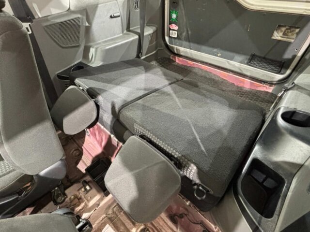 2001 MITSUBISHI PAJERO MINI