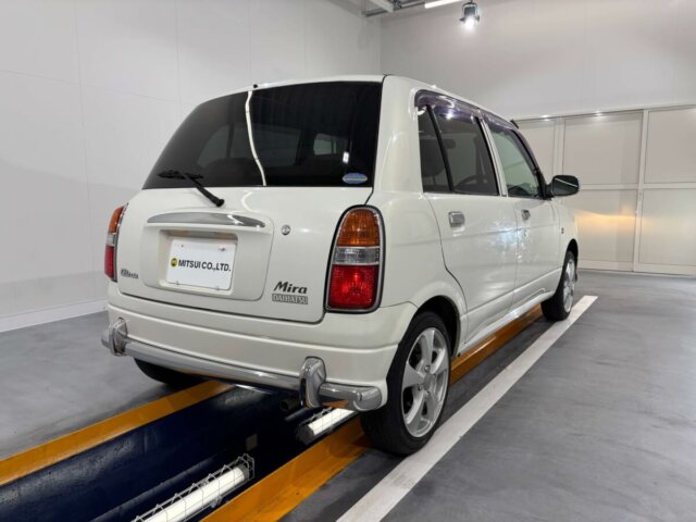 2001 DAIHATSU MIRA GINO