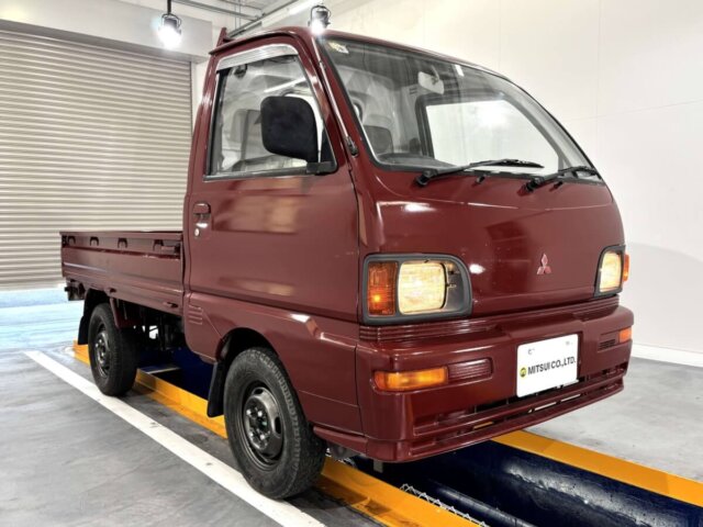 1996 MITSUBISHI MINICAB TRUCK