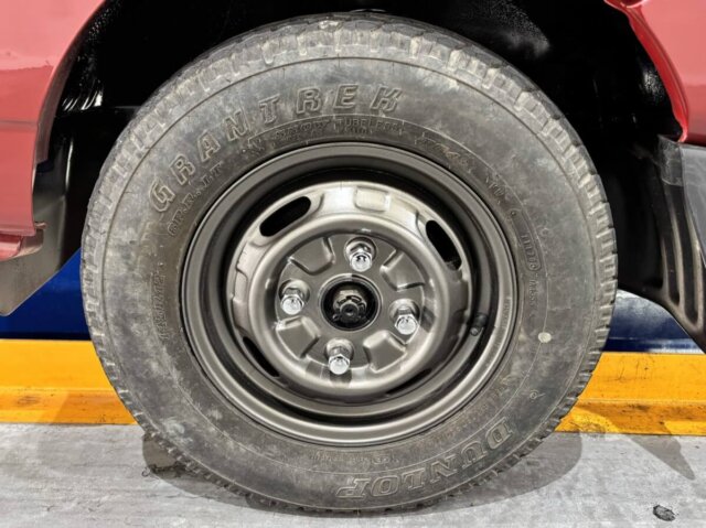 1996 MITSUBISHI MINICAB TRUCK