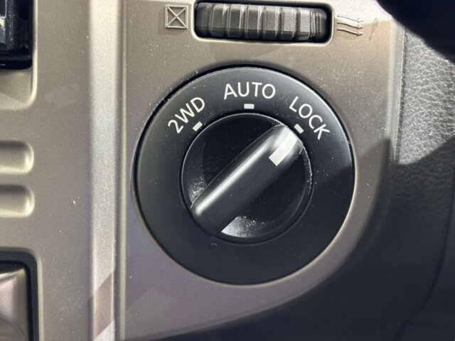 2006 NISSAN X-TRAIL