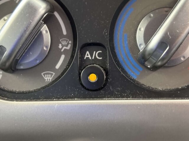 2006 NISSAN X-TRAIL