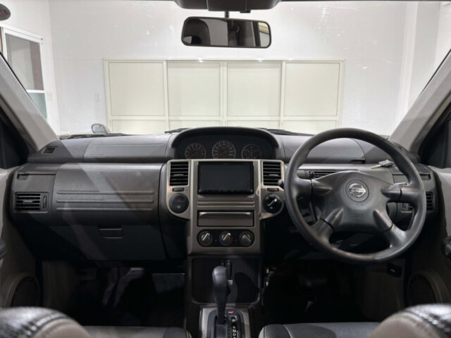 2006 NISSAN X-TRAIL