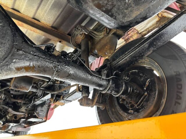 1999 MITSUBISHI MINICAB TRUCK