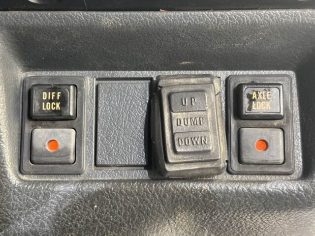 1994 SUZUKI CARRY DUMP