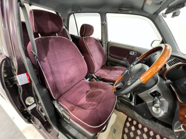 1999 DAIHATSU MIRA GINO
