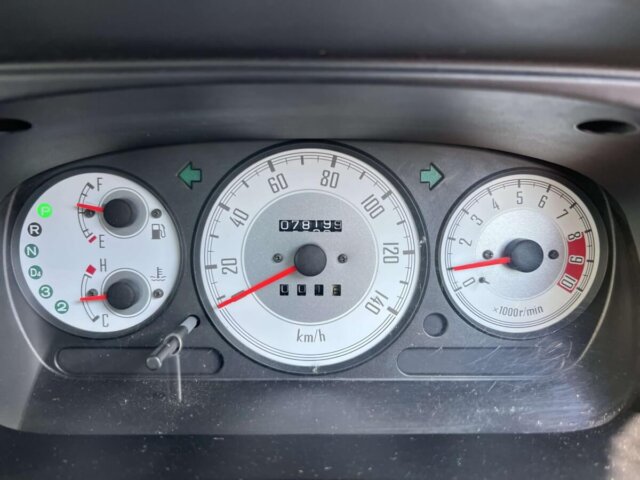 2000 DAIHATSU MIRA GINO