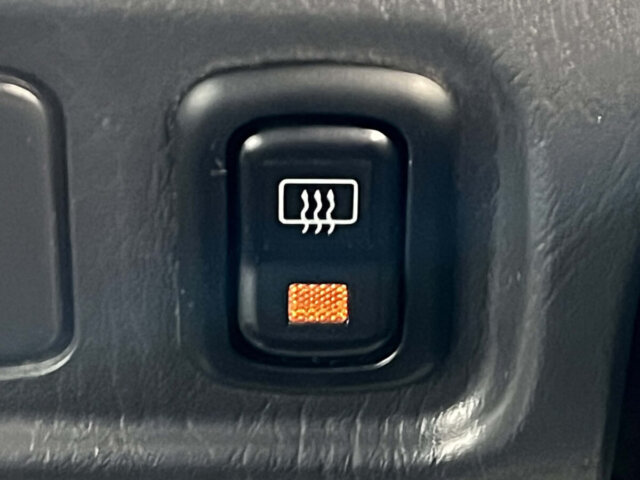 2000 DAIHATSU MIRA GINO