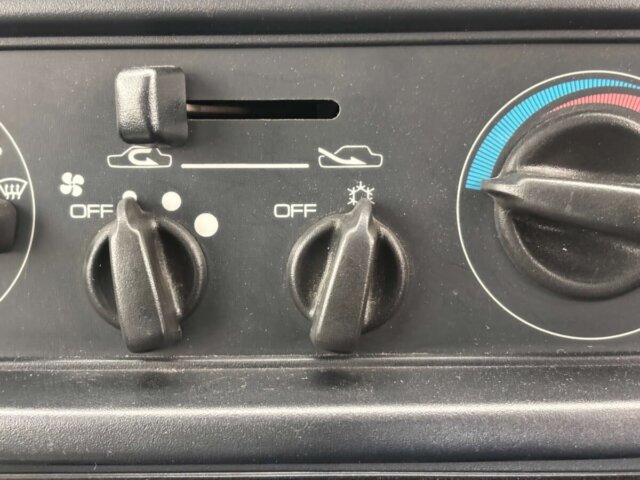 1997 MITSUBISHI PAJERO MINI