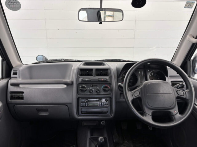 1997 MITSUBISHI PAJERO MINI
