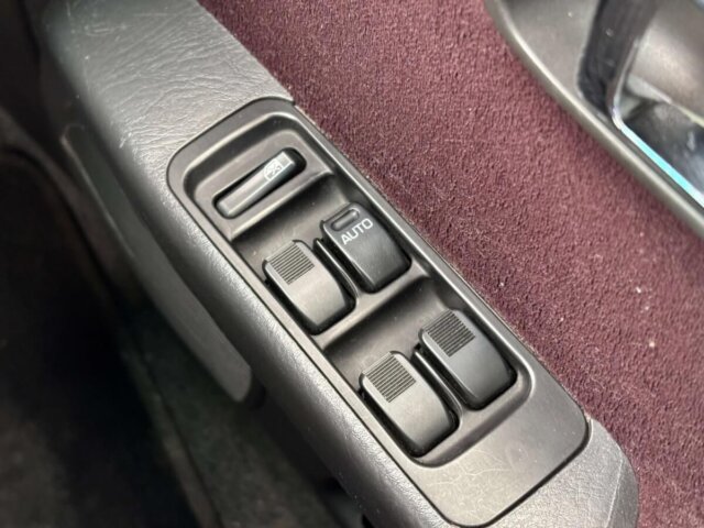 2000 DAIHATSU MIRA GINO