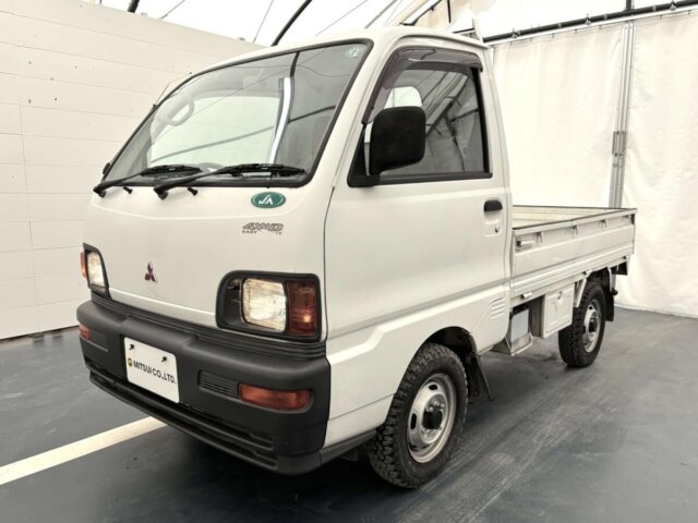 1996 MITSUBISHI MINICAB TRUCK