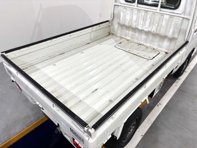 2000 DAIHATSU HIJET TRUCK