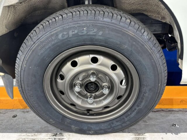 2000 DAIHATSU HIJET TRUCK