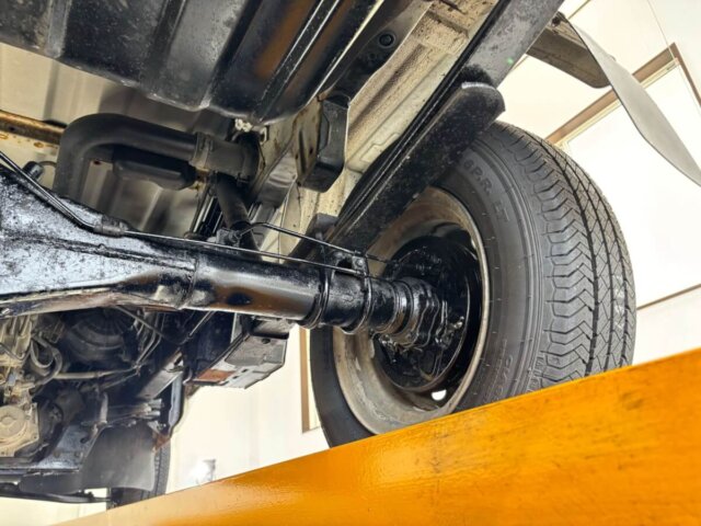 2000 DAIHATSU HIJET TRUCK