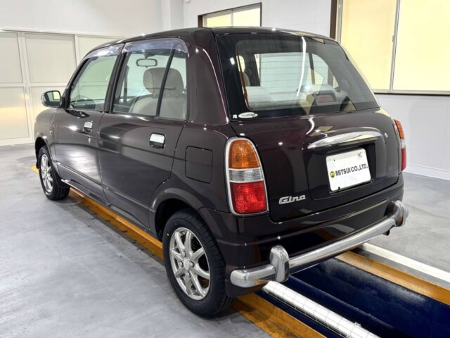 2001 DAIHATSU MIRA GINO