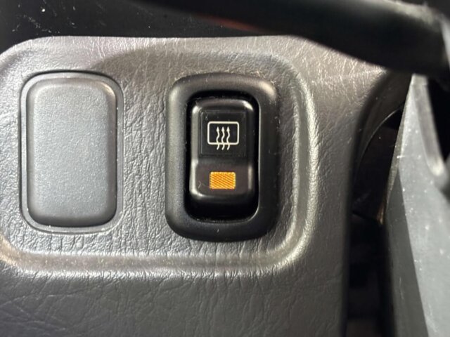 2001 DAIHATSU MIRA GINO