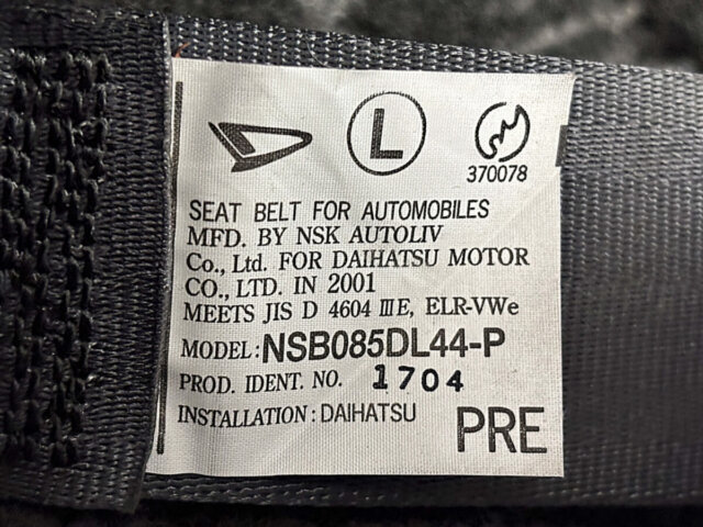 2001 DAIHATSU MIRA GINO